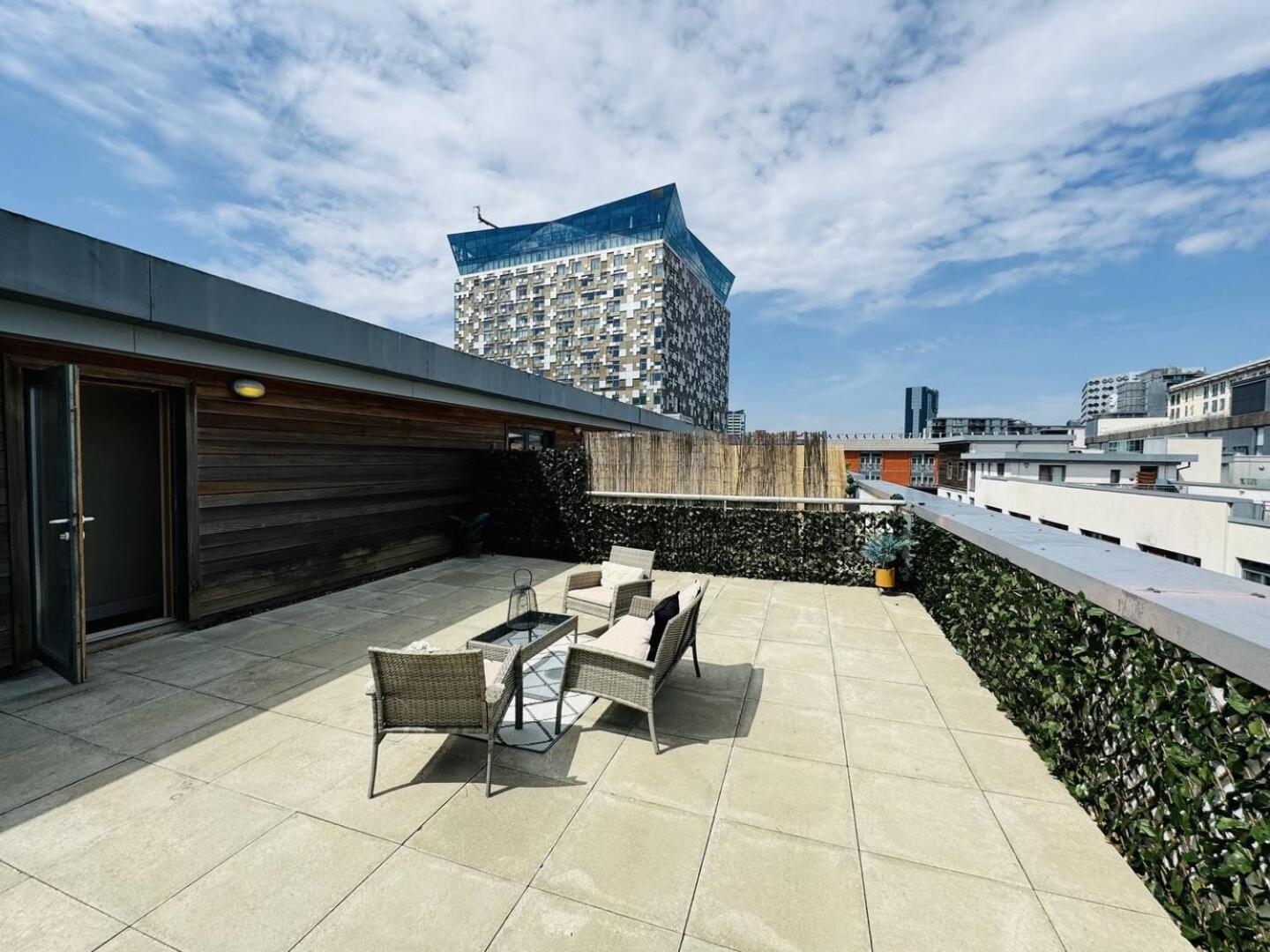 Birmingham Cube View Apartment Exterior photo